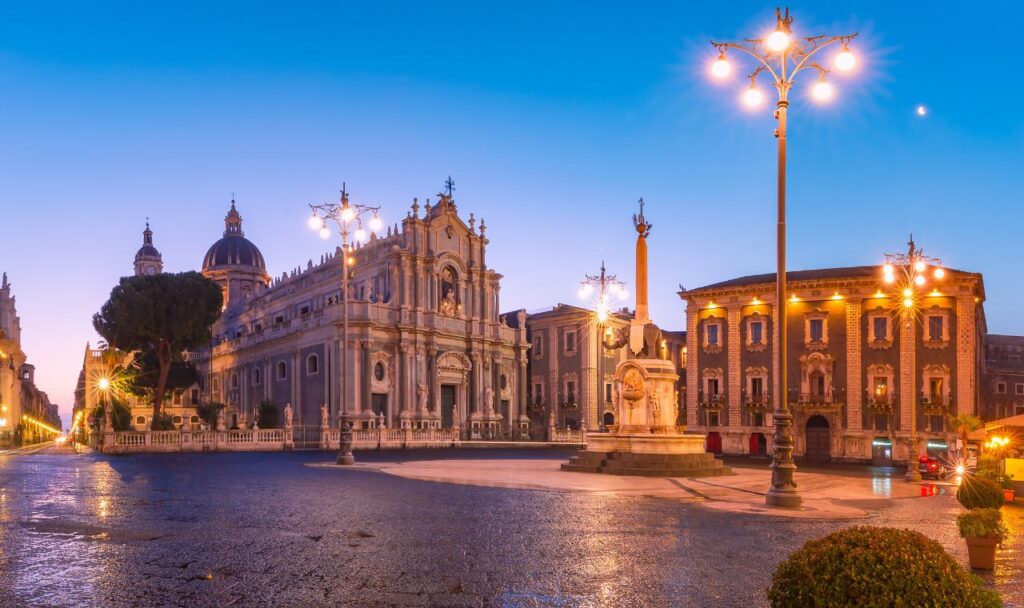 Piazza del Duomo Catania Italia